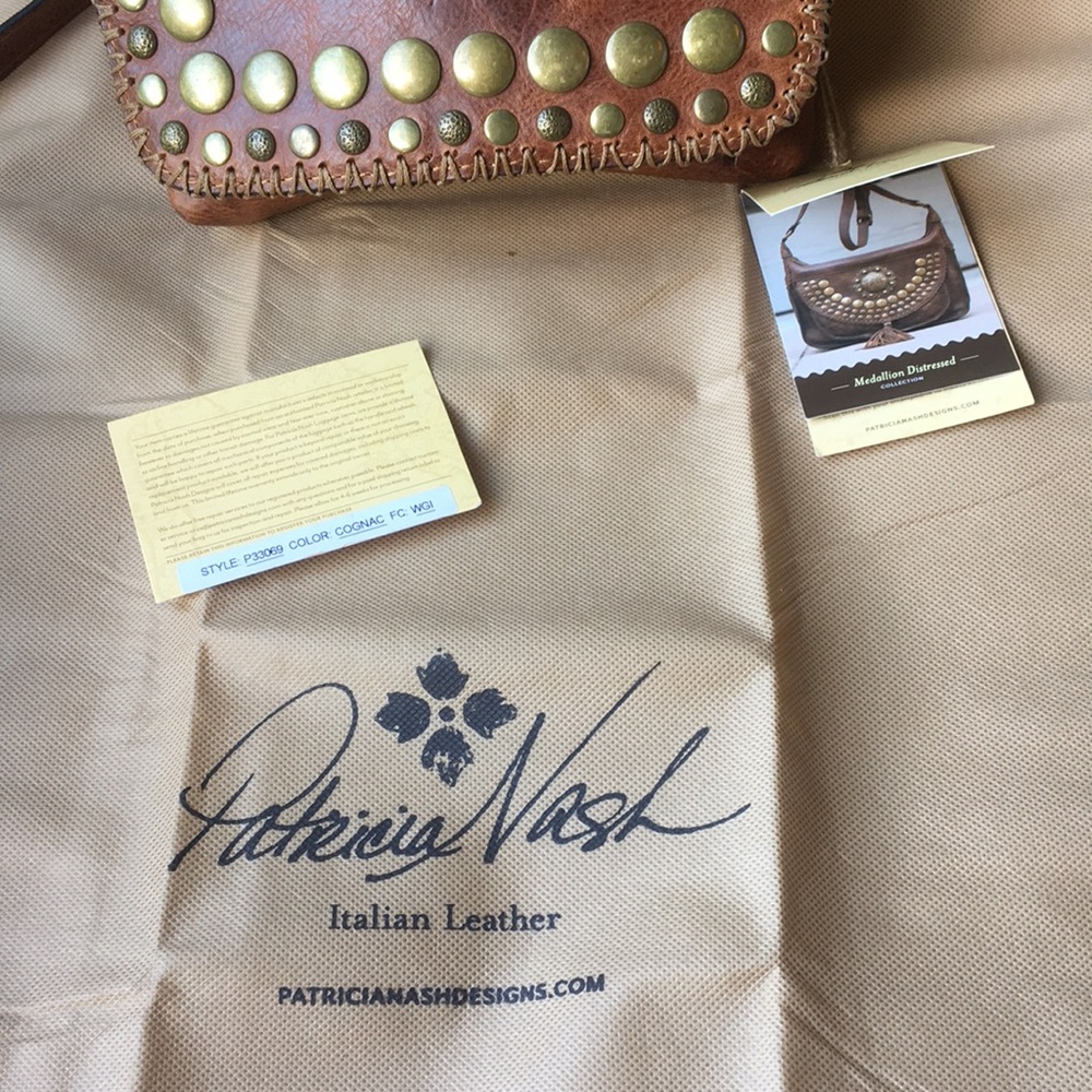 Patricia Nash Medallion Crossbody - Picture 10 of 12